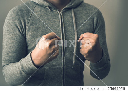 男人的汗水 25664956