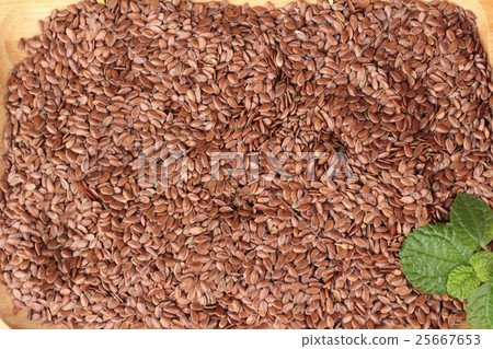 Flax seeds Flax seeds 25667653