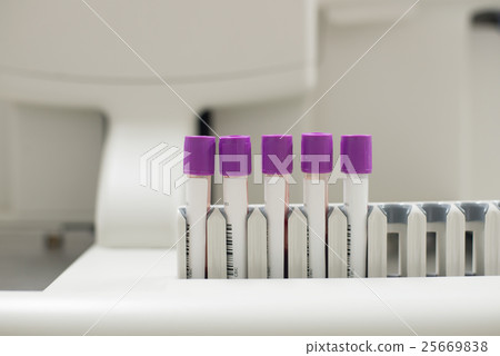 science laboratory test tubes  laboratory  25669838