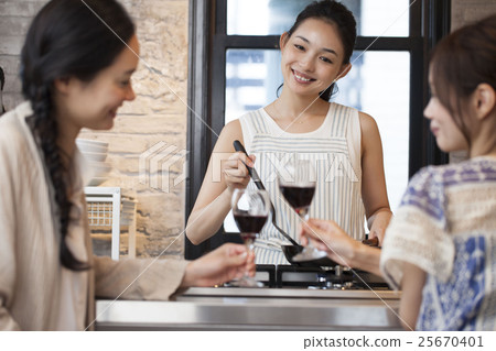 Woman cooking 25670401