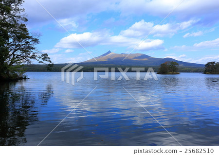 秋天的大沼Komagatake <北海道/函館地區> 秋天的大沼Komagatake <北海道/函館地區> 25682510