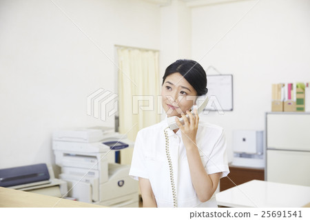 Hospital reception Hospital reception 25691541