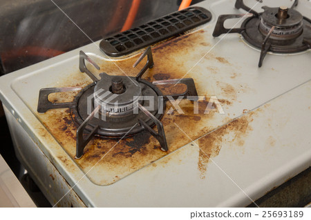 5 years gas stove used 25693189