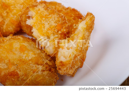 Crab cakes Crab cakes 25694443