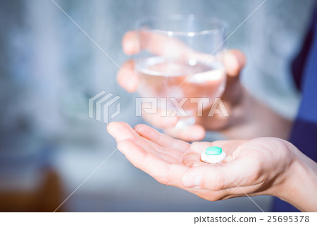 Portrait of young woman doctor Portrait of young woman doctor 25695378