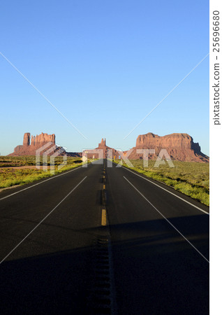 93658紀念碑谷 25696680