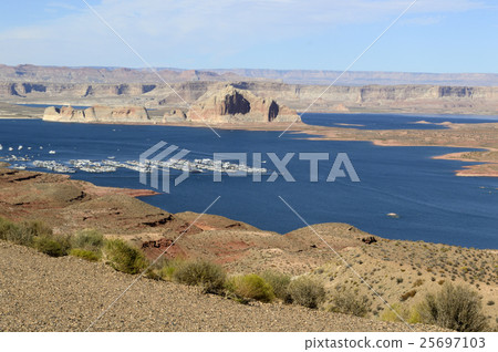 93710 Glen Canyon 25697103
