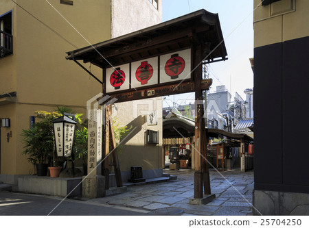 Osaka / Hozenji Osaka / Hozenji 25704250