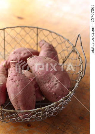 sweet potato 25707863