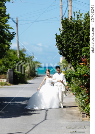 Resort photo bridal Resort photo bridal 25708245