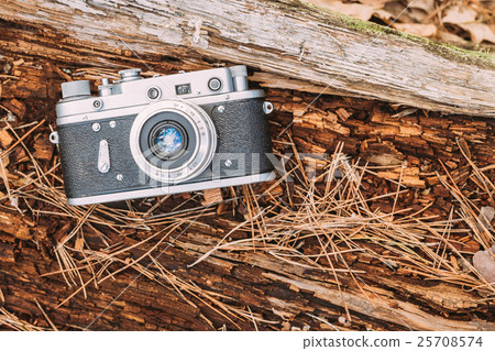 Old Vintage Rangefinder Camera, 1950-1960s. 25708574