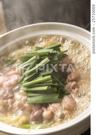 Motsu pot cooking 25710009