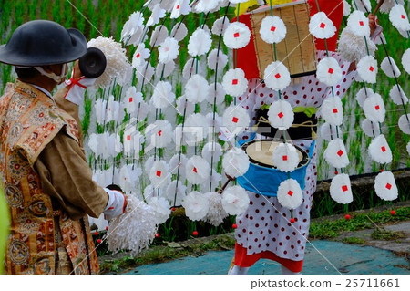 Hanasakadori dancing in mainland 25711661