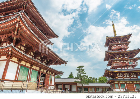 Landscape of Yakushiji temple in ancient city Nara Landscape of Yakushiji temple in ancient city Nara 25713123
