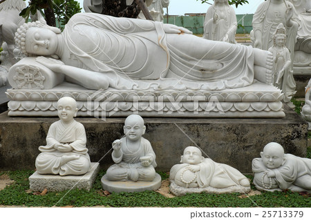 Sculpture art, statue product for feng shui 25713379