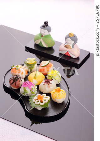 Hinamoto and Tomari Sushi 25716790