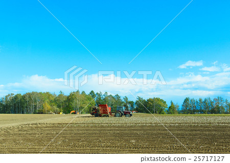 Rural landscape of Memanbetsu 25717127