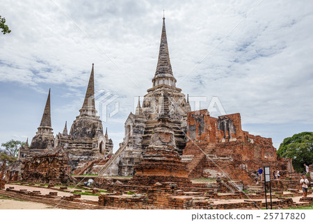 Wat Sri Sanphet Ayutthaya, Thailand Wat Sri Sanphet Ayutthaya, Thailand 25717820