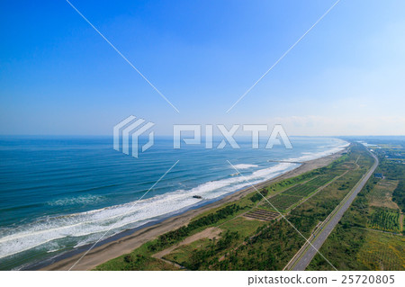 海浪Kujukuri海岸的航拍照片 25720805