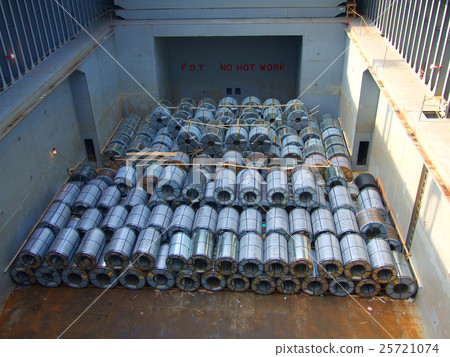 Coil steel ,Packed rolls of coil steel in stock Coil steel ,Packed rolls of coil steel in stock 25721074