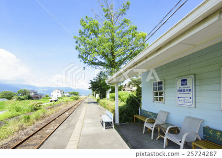 Enjoy the view of South Aso from the Aso Shirakawa station on Minami Aso rail by a train tram 25724287