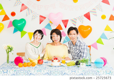 A family A family 25725673