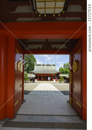 被稱為熊本市總守護者的藤崎八幡宮,秋天舉行了超過1070年曆史和傳統的秋天節日 被稱為熊本市總守護者的藤崎八幡宮,秋天舉行了超過1070年曆史和傳統的秋天節日 25727019