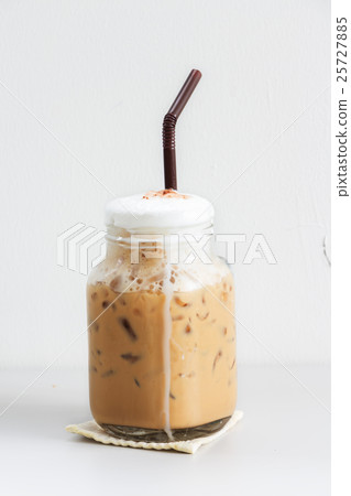 Closeup Iced coffee 25727885