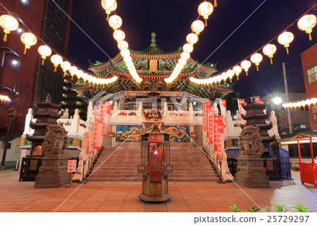 Night view of the Mausoleum of Yokohama 25729297