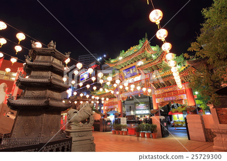 Night view of the Mausoleum of Yokohama 25729300