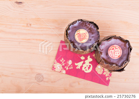Glutinous rice cake with Good Luck in Chinese word 25730276