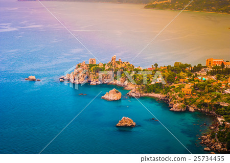 Areal view of Cefalu, Italy. 25734455