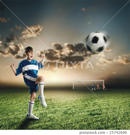 Young football champion 25742690