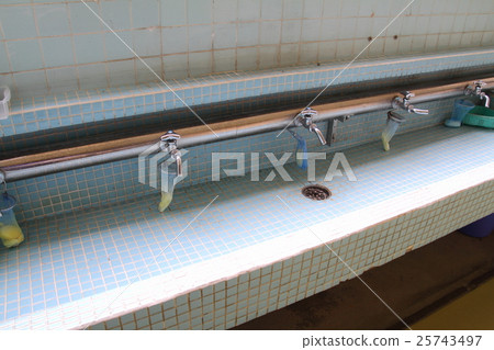 小學復古洗手的地方 小學復古洗手的地方 25743497