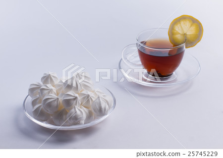 White meringue cake 25745229