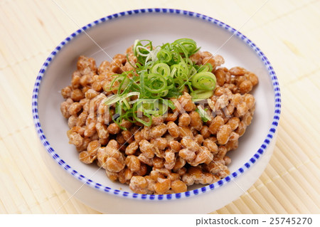 Natto 25745270