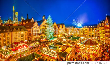 Christmas market in Frankfurt 25746125