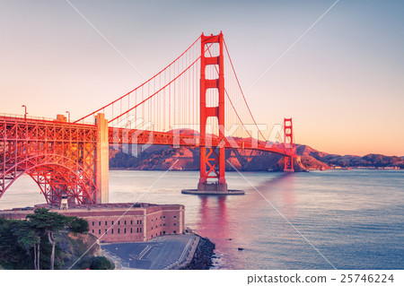 Golden Gate Bridge Golden Gate Bridge 25746224