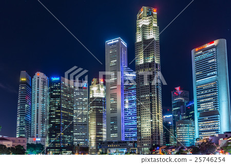 Singapore · Marina Bay Night view of a skyscraper 25746254