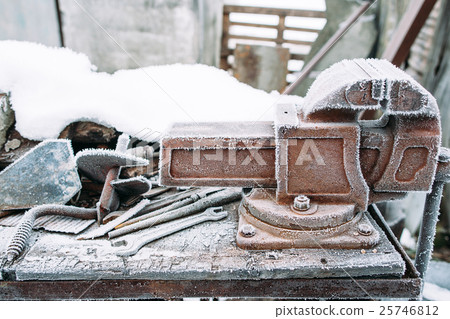 Frosted vise tool in outside workshop Frosted vise tool in outside workshop 25746812