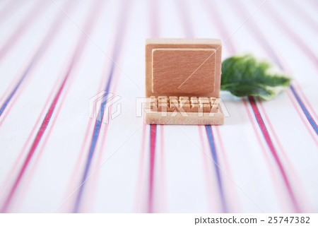 Wooden computer Wooden computer 25747382