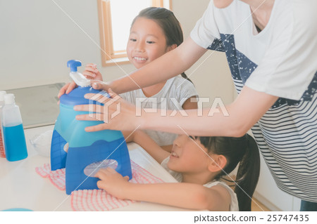 兒童 孩子 小孩 25747435