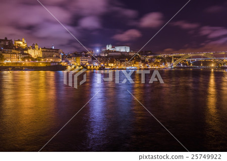 Porto old town - Portugal 25749922