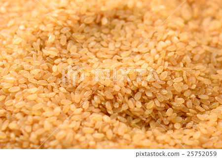 Germinated brown rice Germinated brown rice 25752059