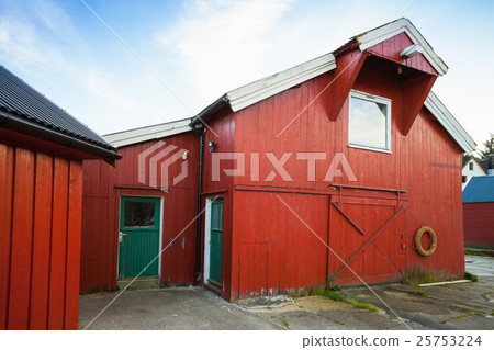 Vingvagen. Red wooden fishing barns Vingvagen. Red wooden fishing barns 25753224