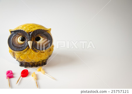 新年賀卡貓頭鷹 新年賀卡貓頭鷹 25757121