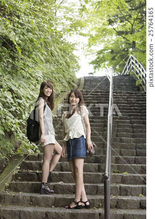 Girls travel image 25764165