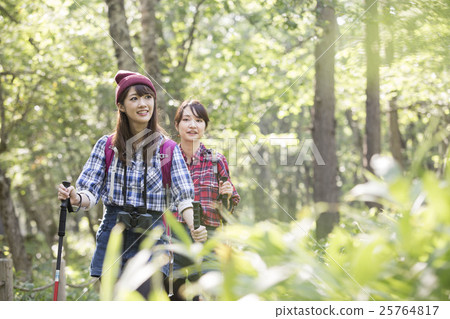 Woman trekking 25764817
