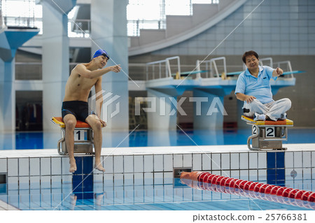 Swimmers and coaches Swimmers and coaches 25766381