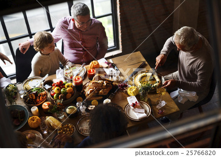 Cutting Pumpkin Pie Dessert Thanksgiving Concept Cutting Pumpkin Pie Dessert Thanksgiving Concept 25766820